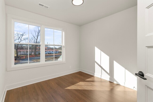 Photo - 68 Beckay Ct