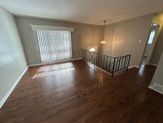 Photo - 315 E Rose St