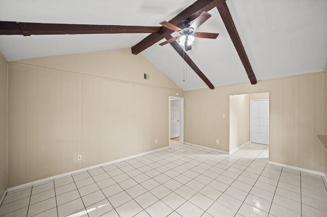 Photo - Charming home in Woodland Oaks Subdivision