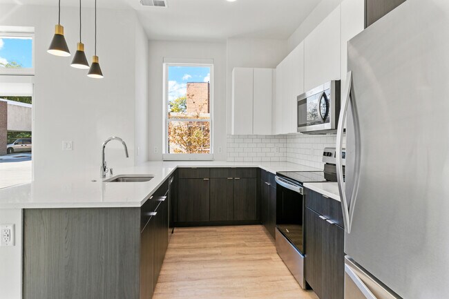 Photo - 5945 6th Ave Unit 117