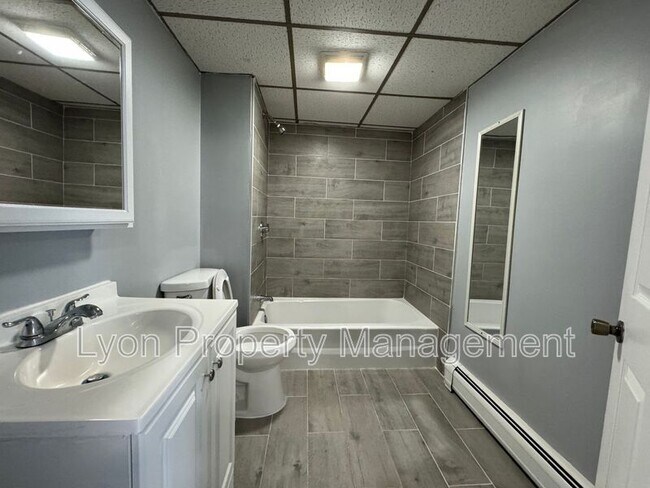 15 Phoenix St Unit 5