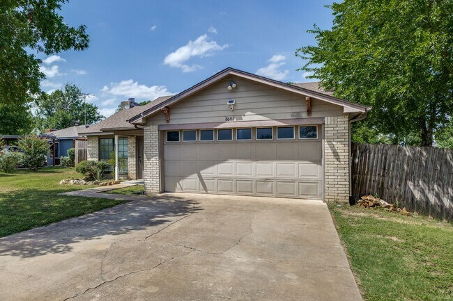 Photo - 8602 Skyview Rd