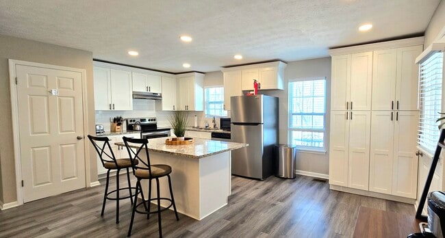 Photo - 5530 Little Mill Rd