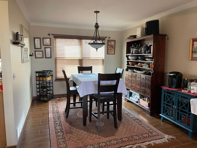 Photo - Broadmoor Glens Home