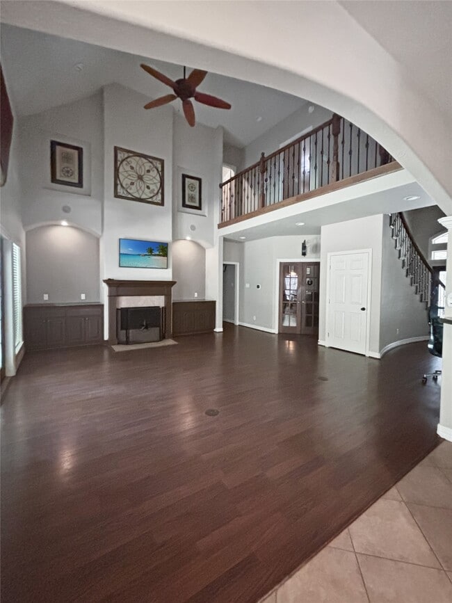 Photo - 289 Broadmoor Dr