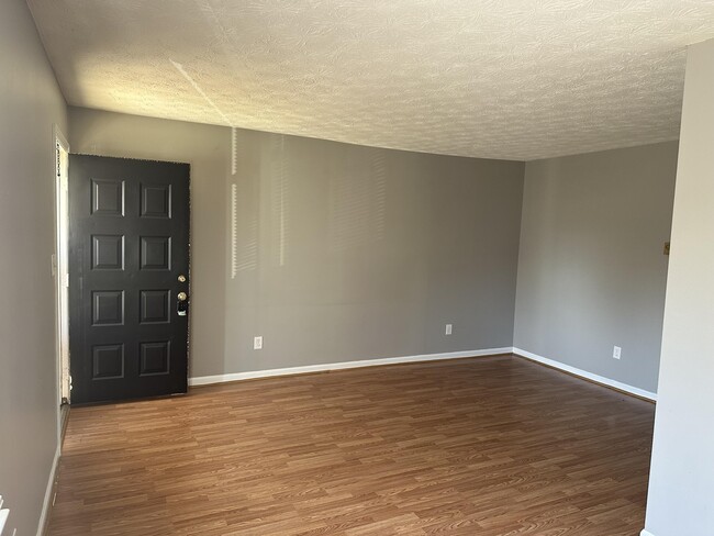 Photo - 341 Rebel Rd