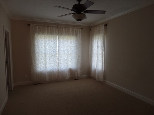 Photo - 602 Lynhurst Ave