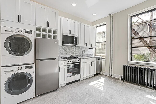 Photo - 645 Jersey Ave