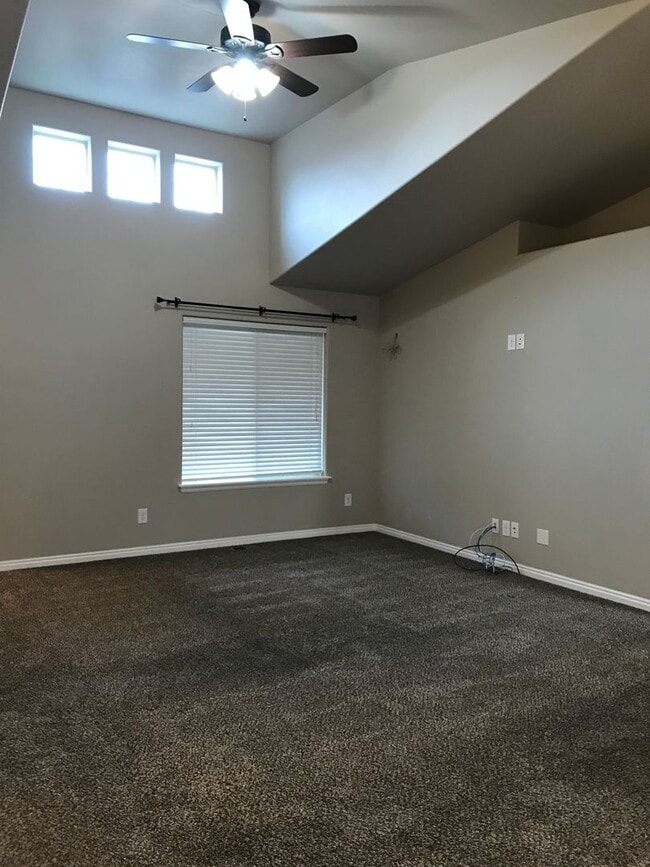 Photo - 2496 Forge St