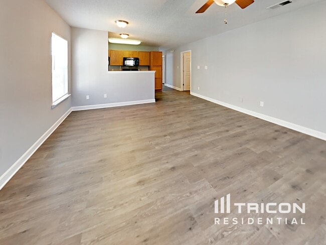 Photo - 2028 Beckwith Ln