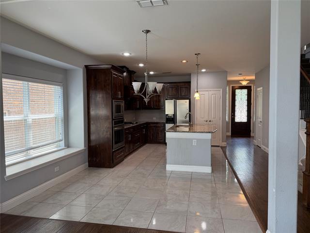 Photo - 2417 Kingsgate Dr