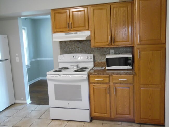 Photo - 564 Freeman Dr
