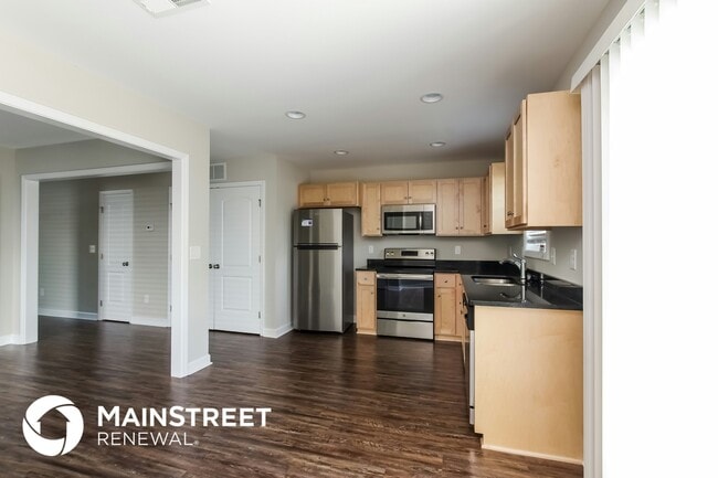 Photo - 508 Rogers Lake Rd E