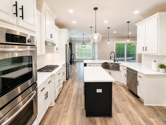 Building Photo - 23711 Cibolo Cove