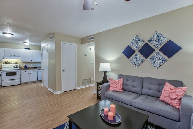 Photo - Miccosukee Arms