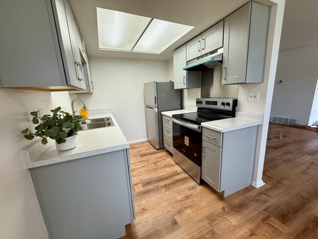 Building Photo - 4777 S 1800 W Unit 1 Rental