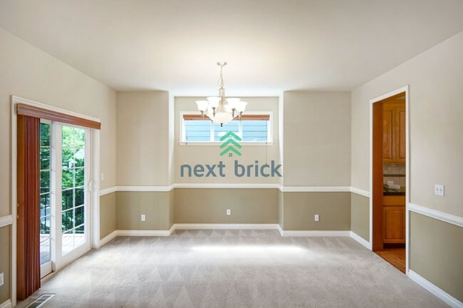 Stunning 3-Bedroom, 3.5-Bathroom Home in Desirable Woodinville