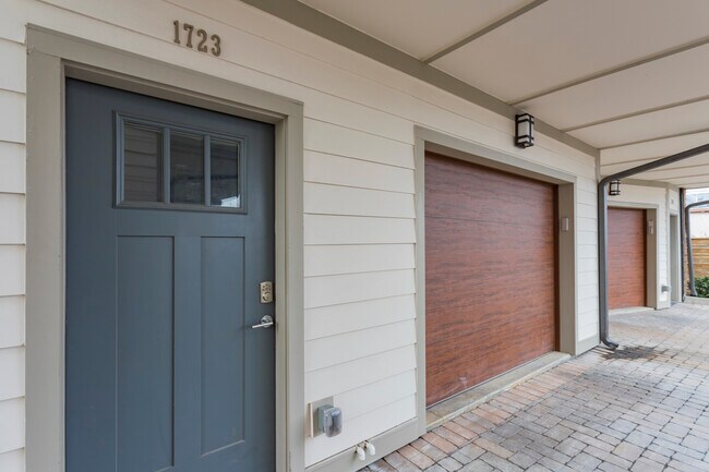 Photo - 1723 Jo Johnston Ave Townhome