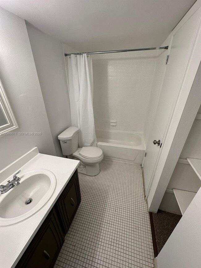 Photo - 488 NW 165th St Unit B-614