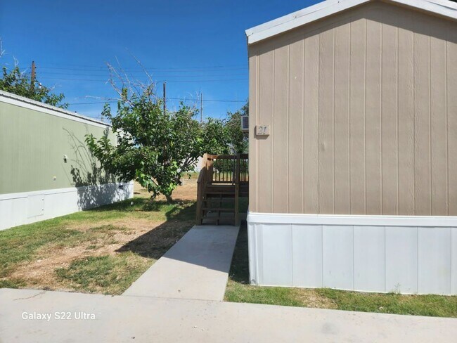 Photo - 1126 Gary Terrace