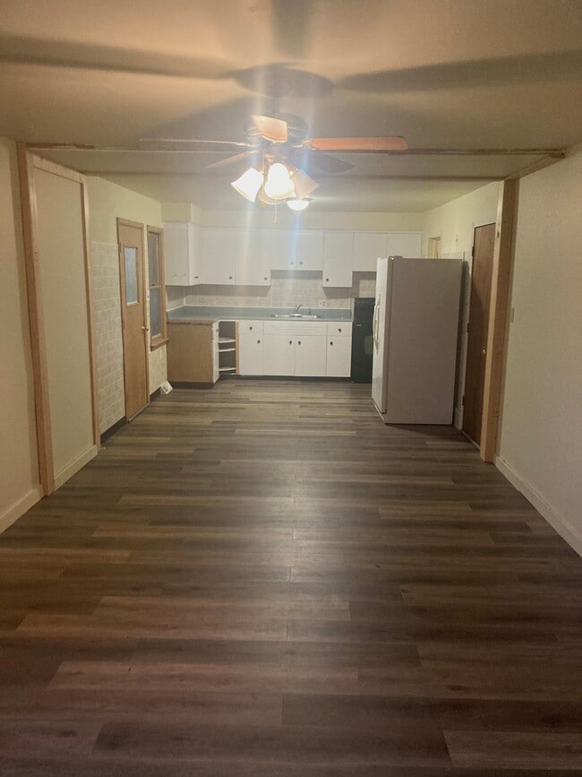 Building Photo - W12734 County Road M Unit 2