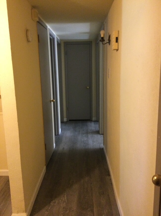 Building Photo - 1407 Chinook Dr Rental