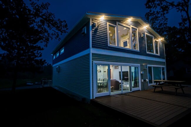 Photo - 1547 Norrona Ct SW