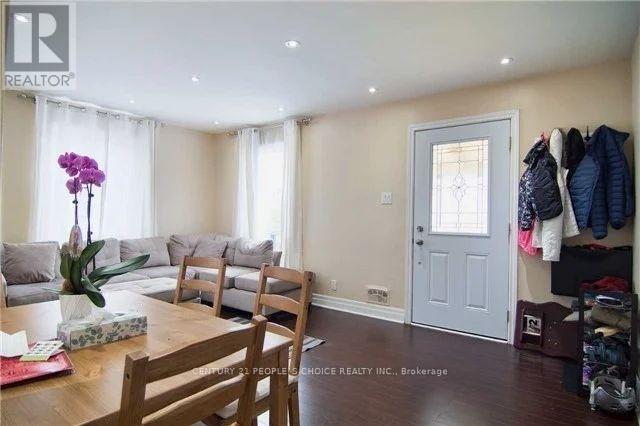 Photo - 186 Maurice Dr