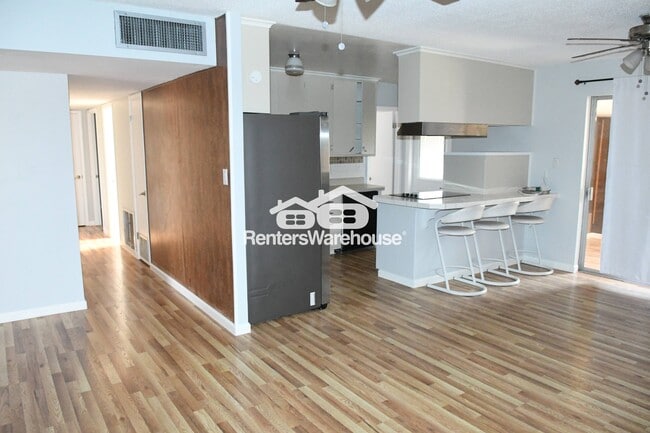 Photo - 8420 E Edgemont Ave