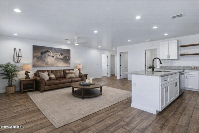 Photo - 55 N Santa Barbara