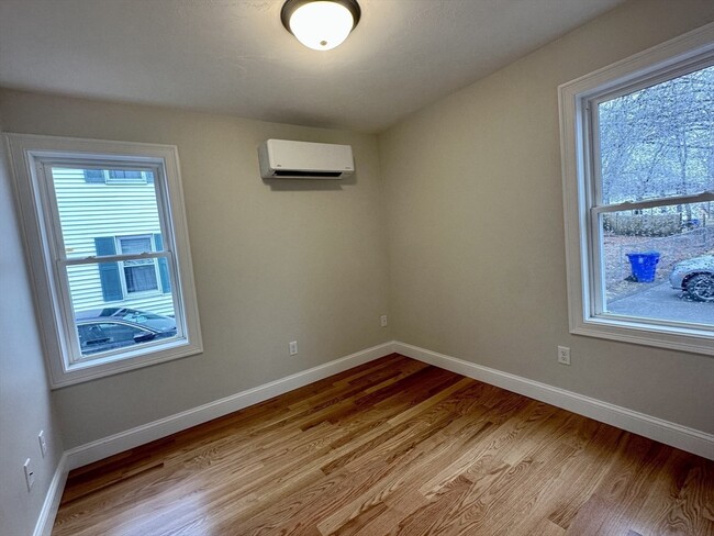 Photo - 415 Danforth St Unit 1