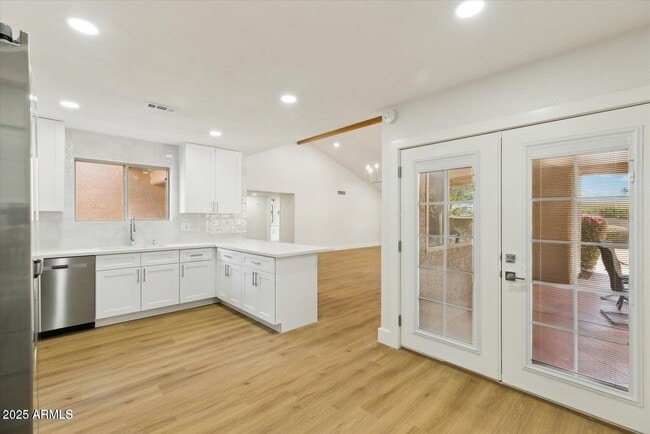 Photo - 26034 S Glenburn Dr