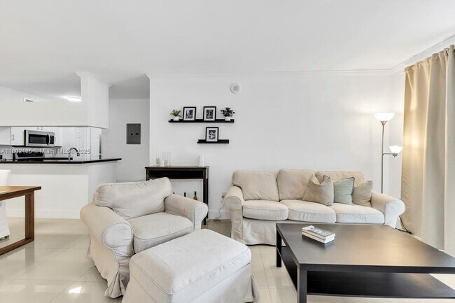 Photo - 17100 N Bay Rd Unit 1610