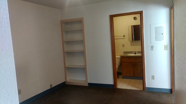 Photo - Oak Forest Apartments