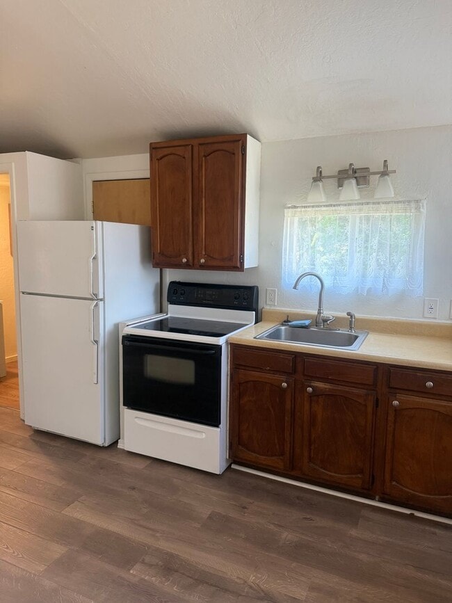 Photo - Small One Bedroom House