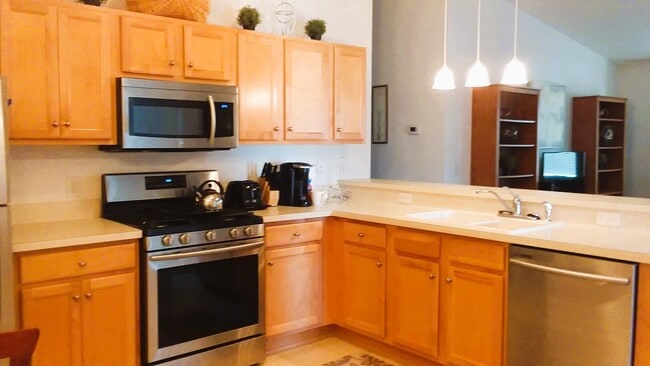 Photo - 1645 Hickory Grove Ln