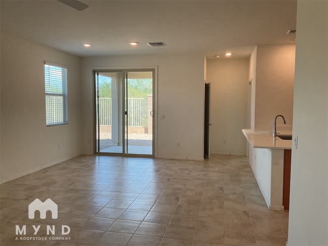 Photo - 801 Calle Tikal Casa