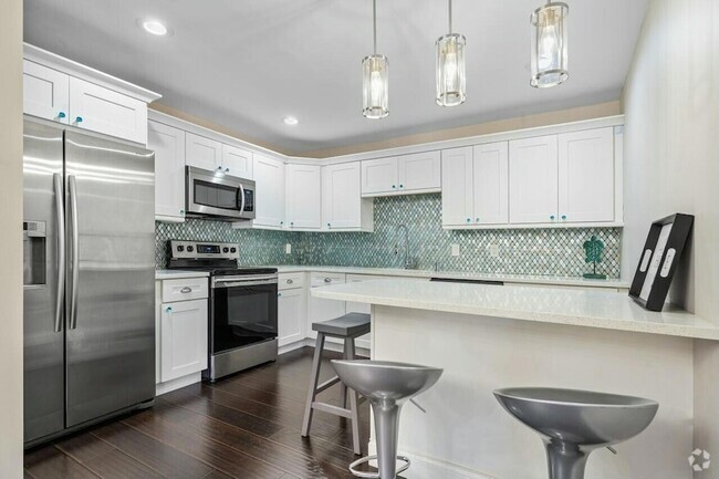 Building Photo - 905 NW 29th Ave Rental