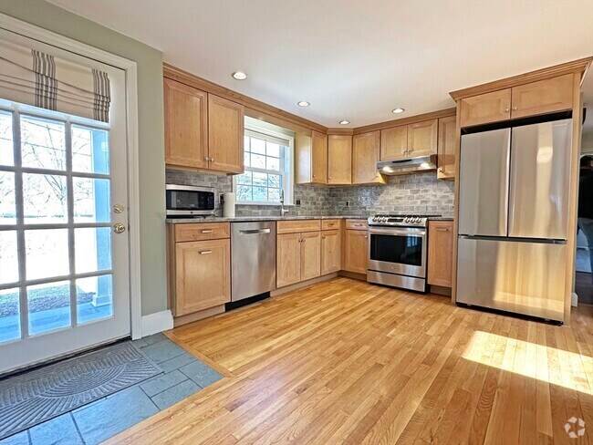 Building Photo - 50 Staniford St Rental