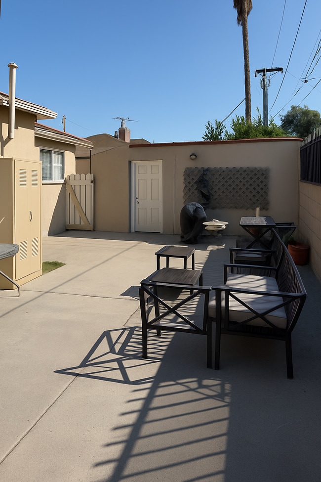 Photo - 237 N Park Ave