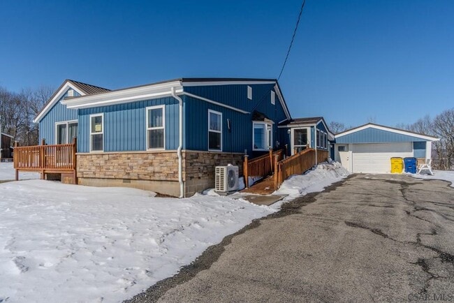 Photo - 352 Coon Rdg Rd