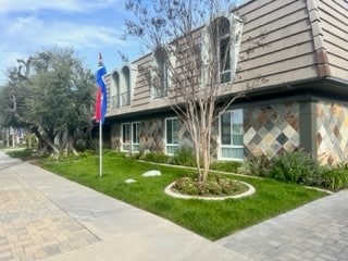 Building Photo - The Orleans