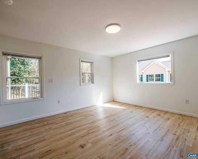 Photo - 2308 Center Ave