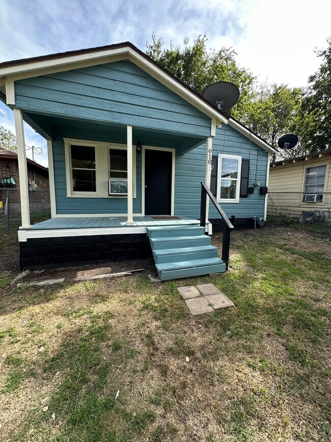 610 Campbell St Rental For Rent in Brenham, TX