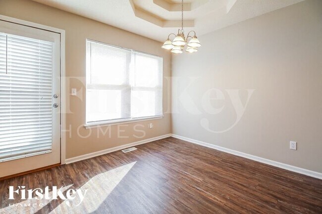 Photo - 713 Canter St