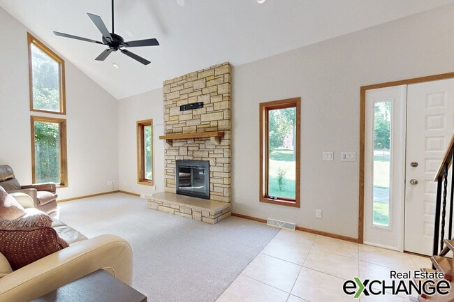 5823 Timber Creek Rd
