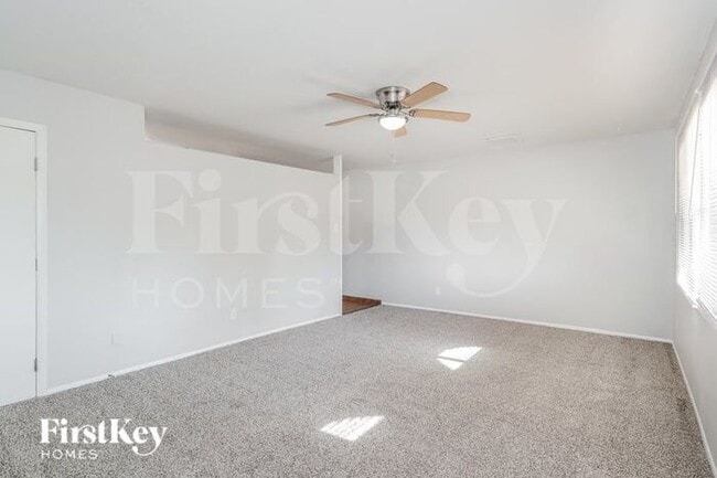 Photo - 15250 N 32nd Dr