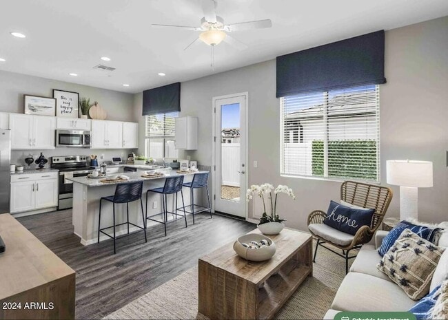 Photo - 12065 N 168th Ln Unidad 1