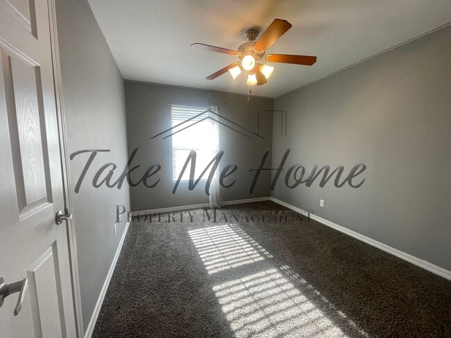 Photo - 4 Bedroom Home in Nixa School District!