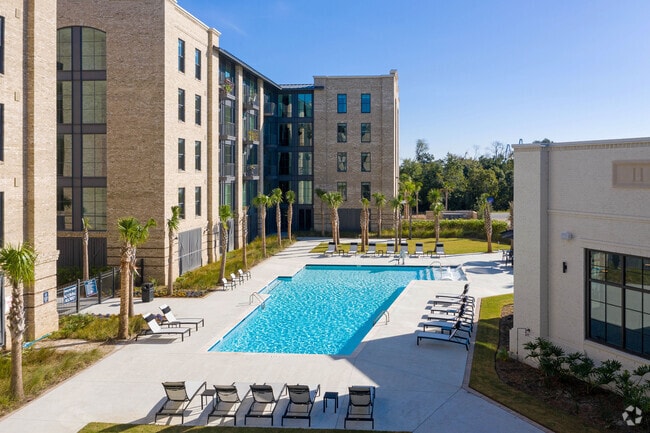 Photo - Foundry Point